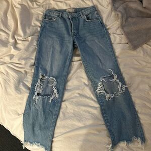 Free people, baggy ripped jeans